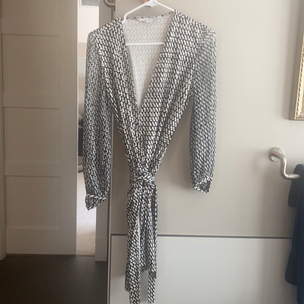 COPY - DVF wrap dress!